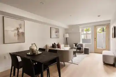 101 378 W 45TH AVENUE, Vancouver BC V5Y 0P6