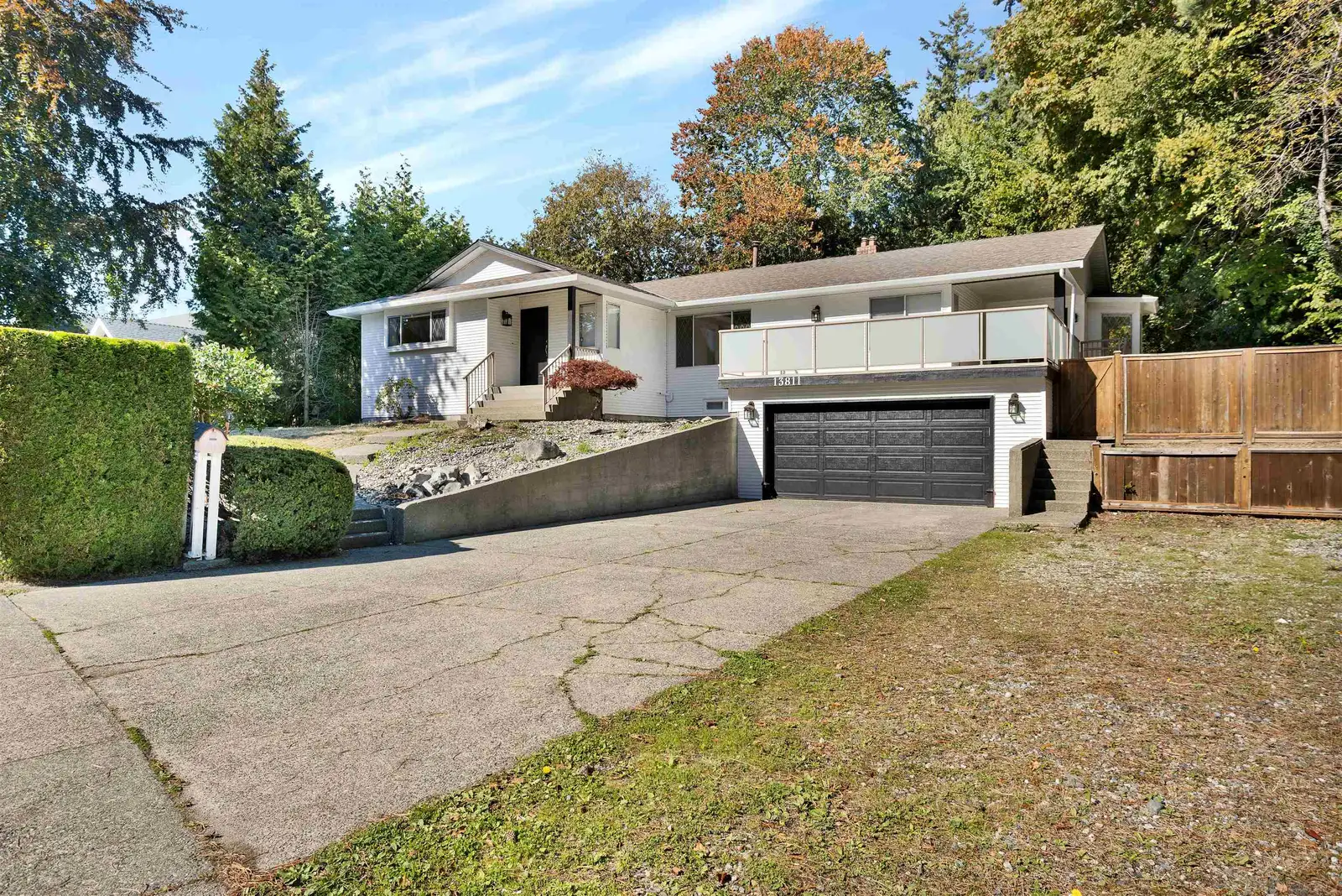 13811 17 AVENUE, Surrey BC V4A 7C2