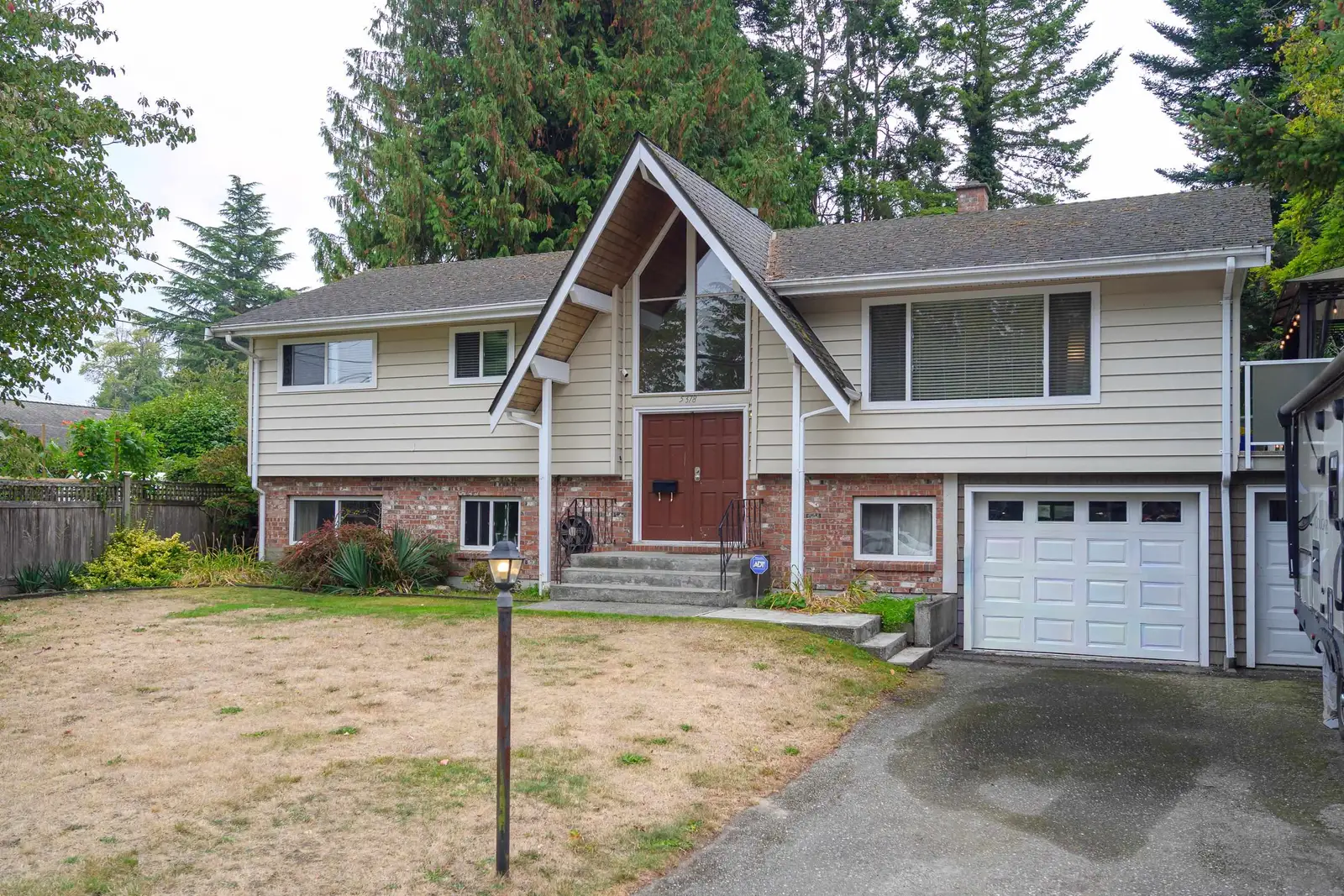 5378 4TH AVENUE, Tsawwassen BC V4M 1G9