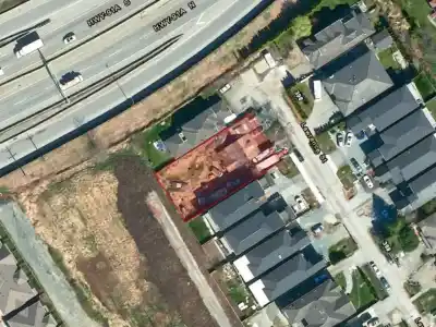 324 LAWRENCE STREET, New Westminster BC V3M 5L2