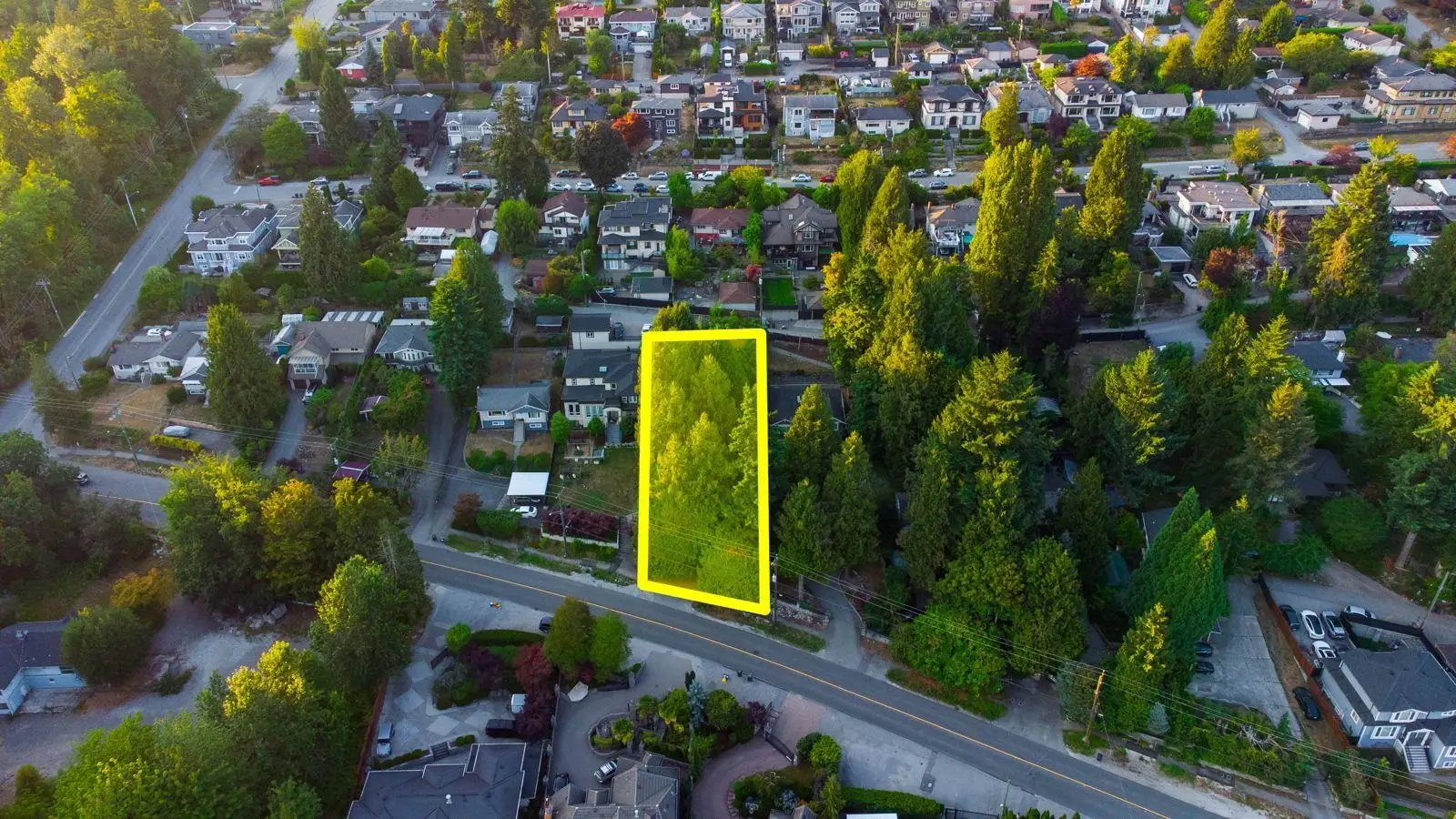 4479 MARINE DRIVE, Burnaby BC V5J 3G1