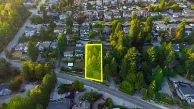 4479 MARINE DRIVE, Burnaby BC V5J 3G1