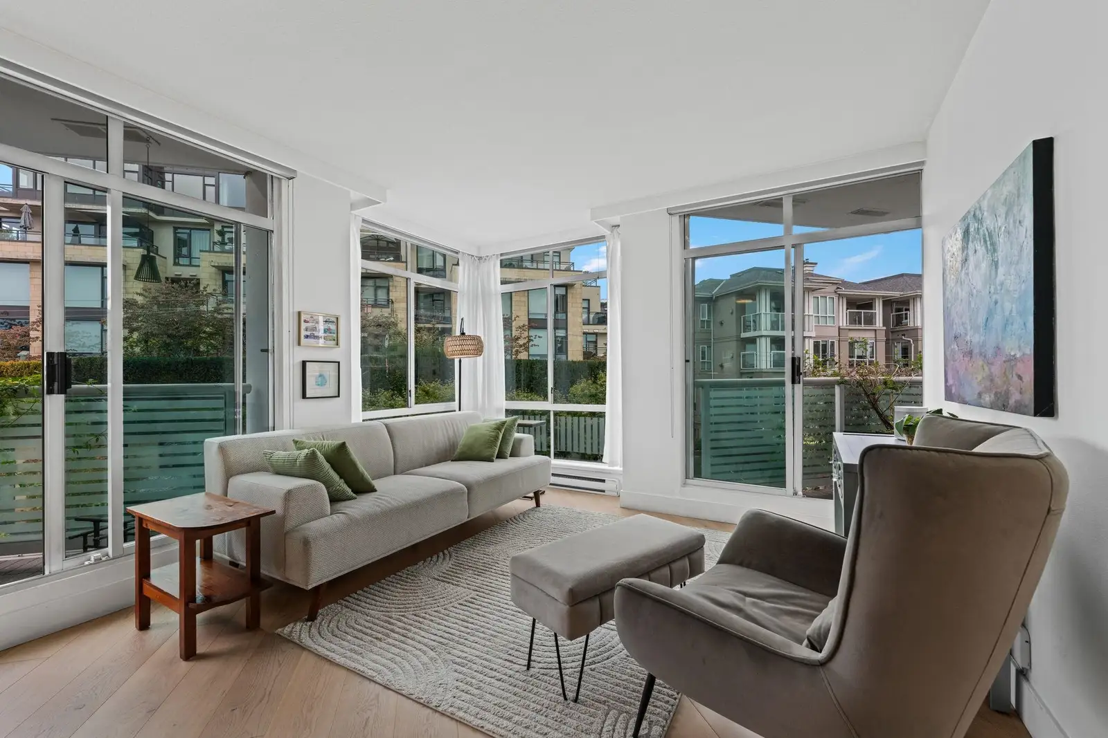 603 130 E 2ND STREET, North Vancouver BC V7L 1C3