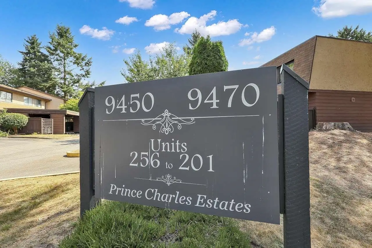 252 9452 PRINCE CHARLES BOULEVARD, Surrey BC V3V 1S6