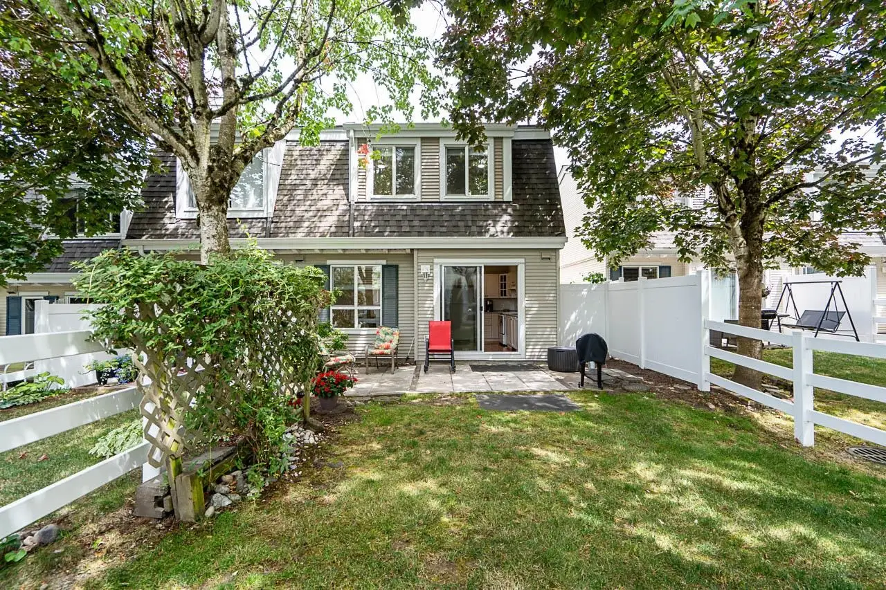 67 8890 WALNUT GROVE DRIVE, Langley BC V1M 3W4