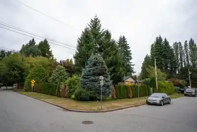 20955 118 AVENUE, Maple Ridge BC V2X 2M6