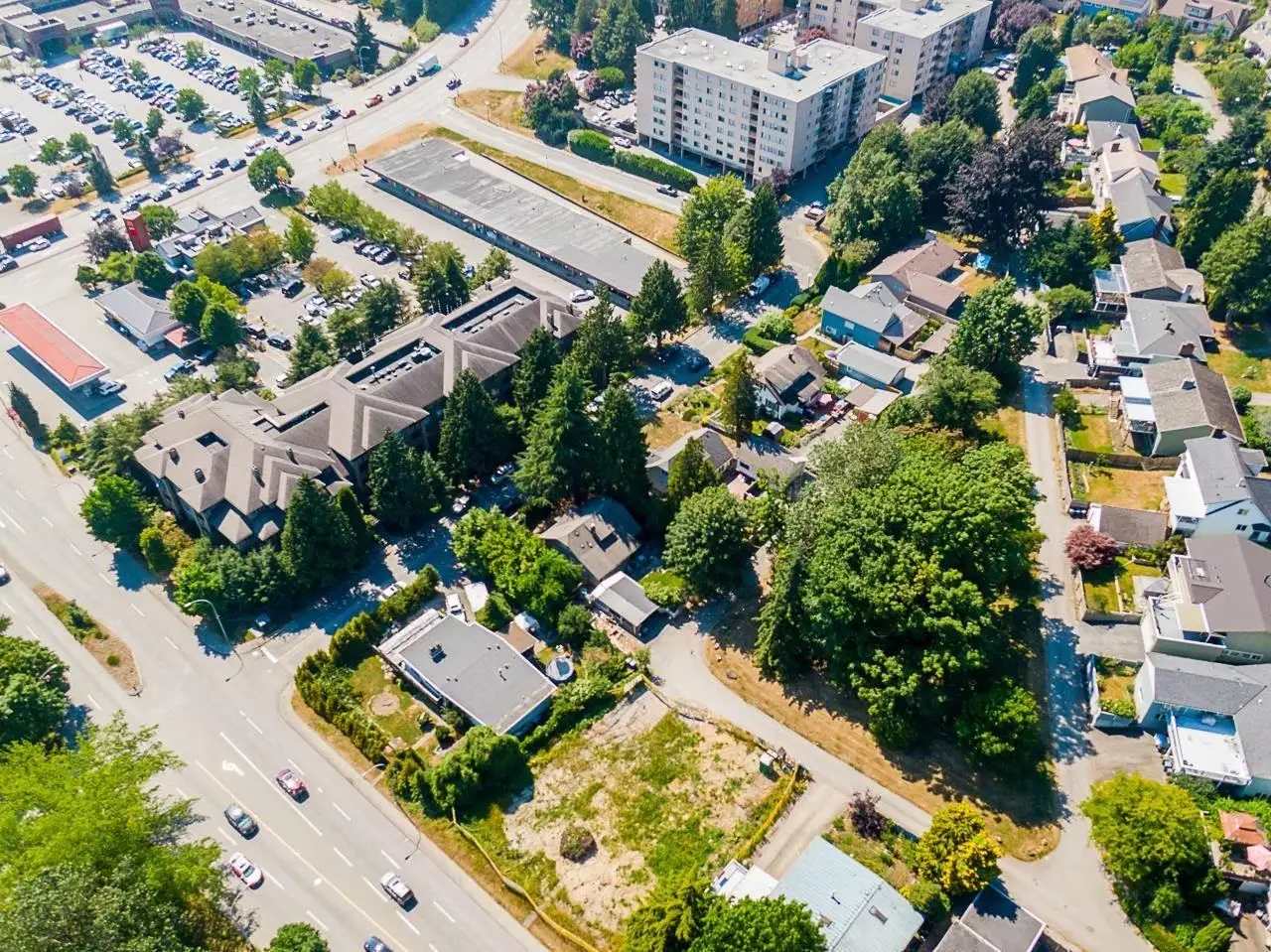 823 SANGSTER PLACE, New Westminster BC V3L 4L7