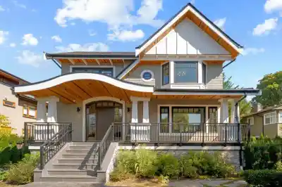 2051 W KING EDWARD AVENUE, Vancouver BC V6J 2W8