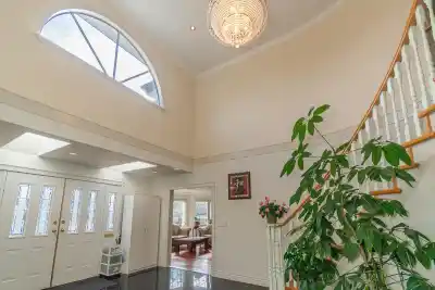 6169 LOCHDALE STREET, Burnaby BC V5B 2M6