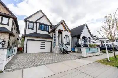 10598 124 STREET, Surrey BC V3V 0E2