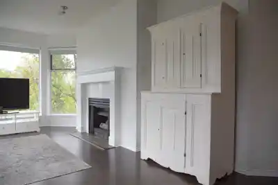 303 1562 W 5TH AVENUE, Vancouver BC V6J 5H9