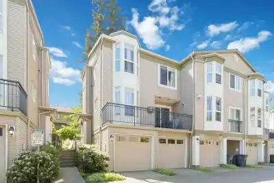 20 9559 130A STREET, Surrey BC V3V 5N9