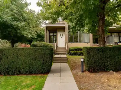 TH10 2355 MADISON AVENUE, Burnaby BC V5C 0B3