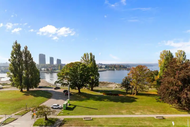 PH 1403 BEACH AVENUE, Vancouver