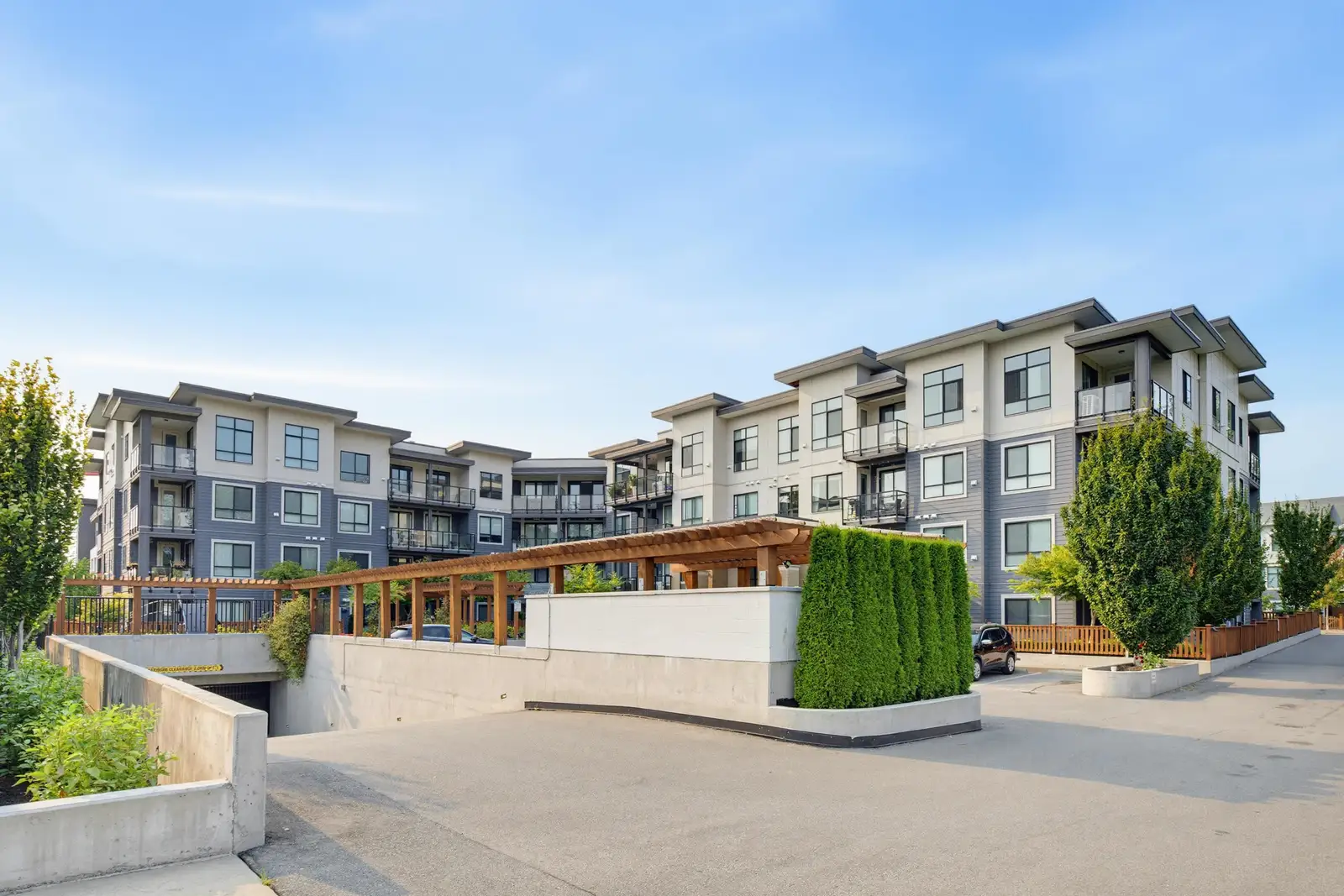 407 20356 72B AVENUE, Langley BC V2Y 4J9