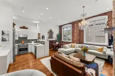 104 1811 W 16TH AVENUE, Vancouver BC V6J 2M3