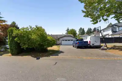 8673 149 STREET, Surrey BC V3S 7J4