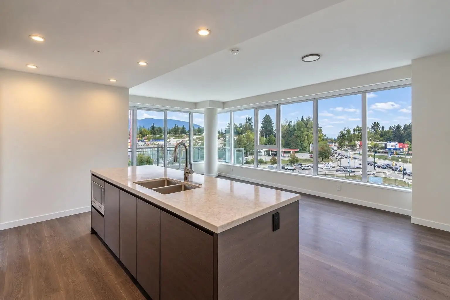 902 308 MORRISSEY ROAD, Port Moody BC V3H 0M2