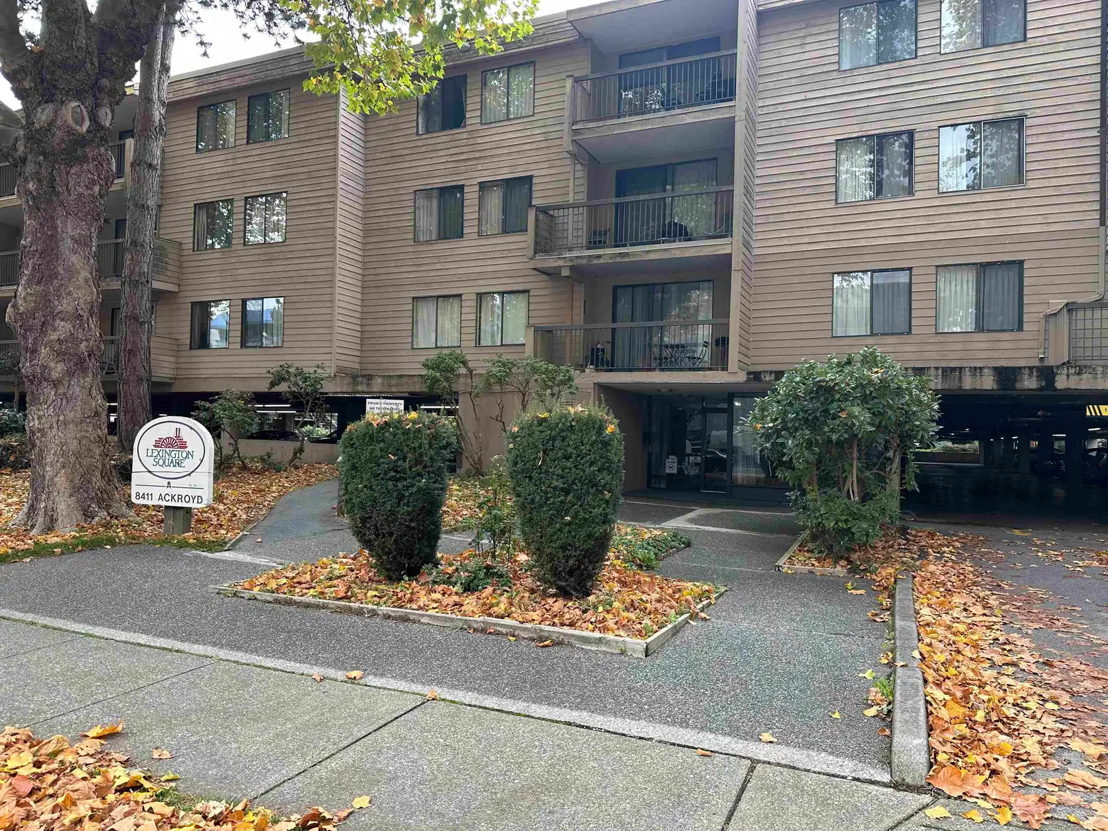 318 8411 ACKROYD ROAD, Richmond BC V6X 3E6