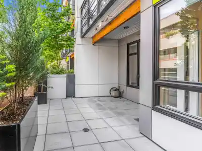 104 3018 ST. GEORGE STREET, Port Moody BC V3H 0L4