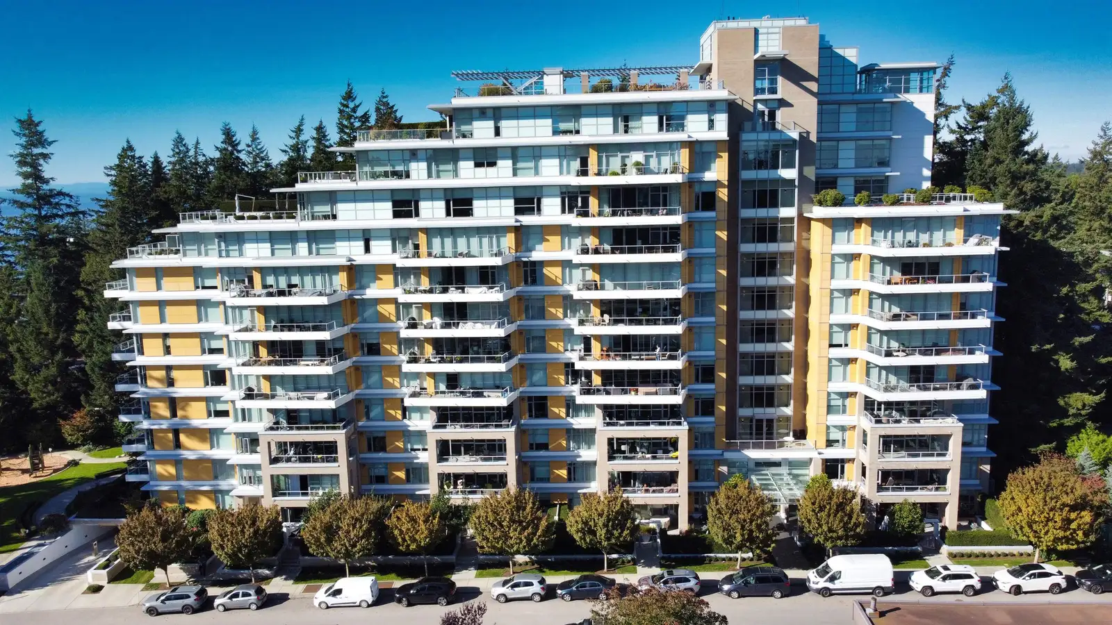 206 1501 VIDAL STREET, White Rock BC V4B 0B5