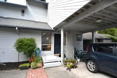 15855 ALDER PLACE, Surrey BC V4A 5J1