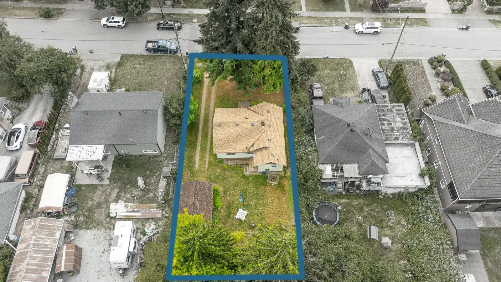 715 RODERICK AVENUE, Coquitlam BC V3K 1P6