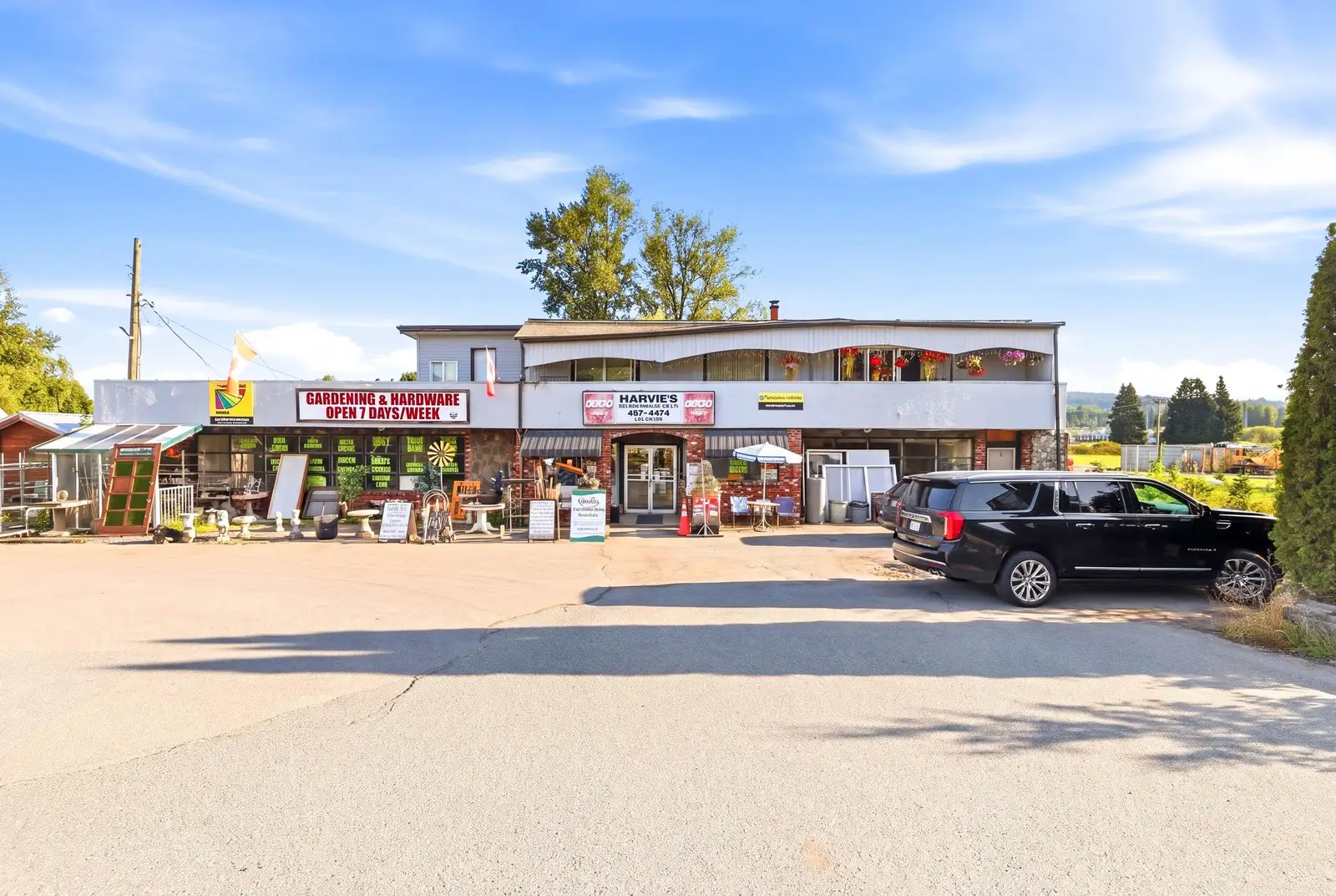 23549 LOUGHEED HIGHWAY, Maple Ridge BC V2W 1B8