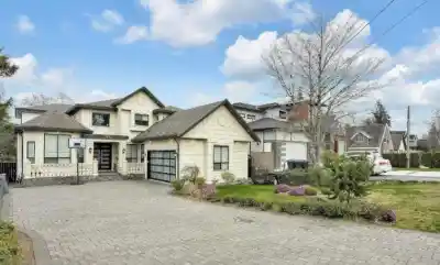 1772 156A STREET, Surrey BC V4A 4W1