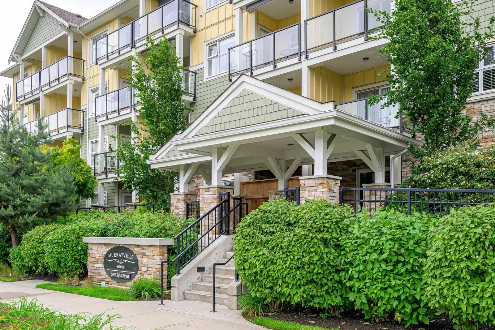 201 5020 221A STREET, Langley BC V2Y 0V5