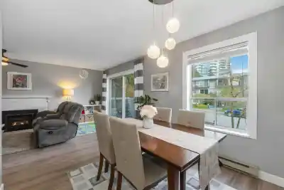 205 1473 BLACKWOOD STREET, White Rock BC V4B 3V6