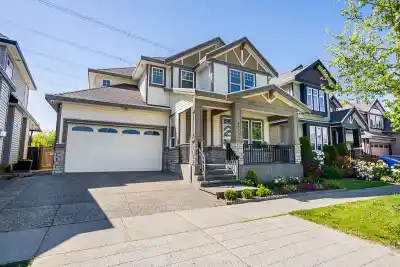 6633 125A STREET, Surrey BC V3W 1V6