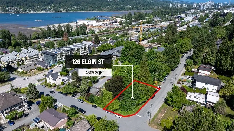 126 ELGIN STREET, Port Moody BC V3H 2M8
