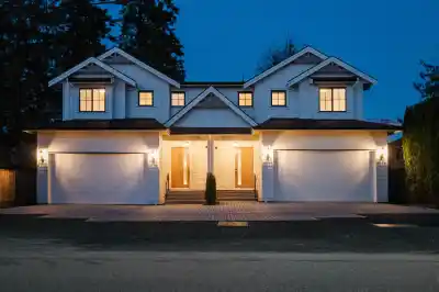 1 12050 YORK STREET, Maple Ridge BC V2X 5R9