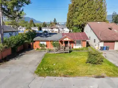 2149 GRANT AVENUE, Port Coquitlam BC V3B 1R1