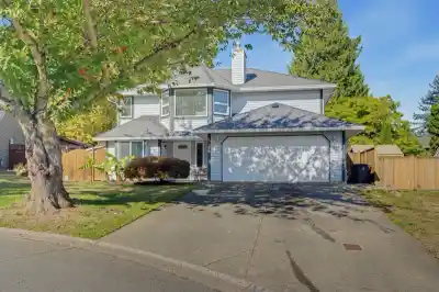17349 60A AVENUE, Surrey BC V3S 6X9