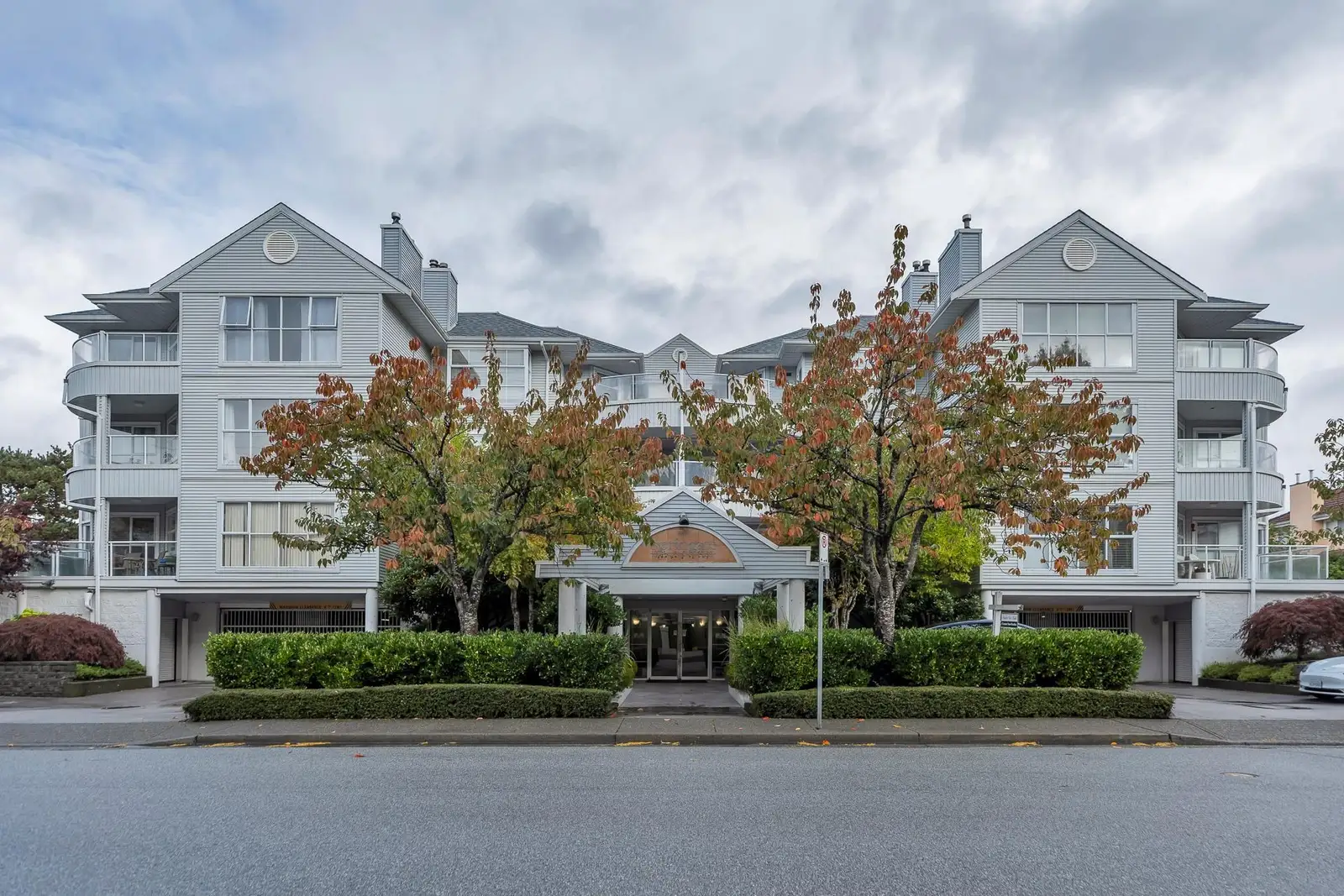 203 8611 GENERAL CURRIE ROAD, Richmond BC V6Y 3W4
