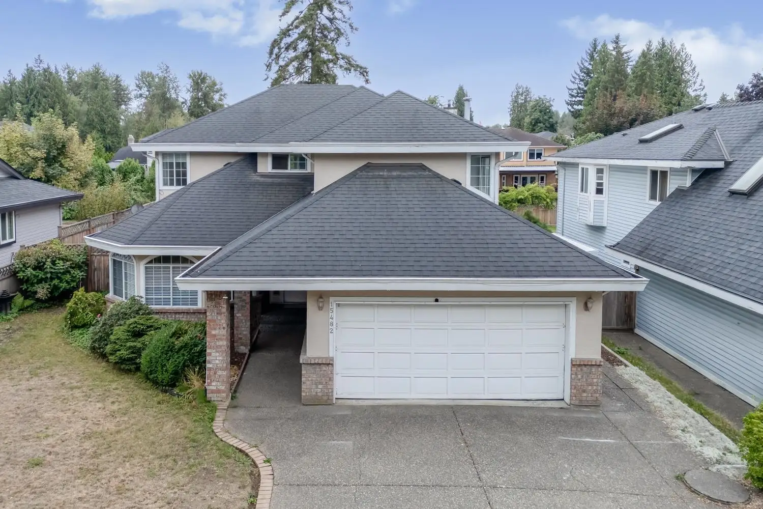15482 112 AVENUE, Surrey BC V3R 6H1