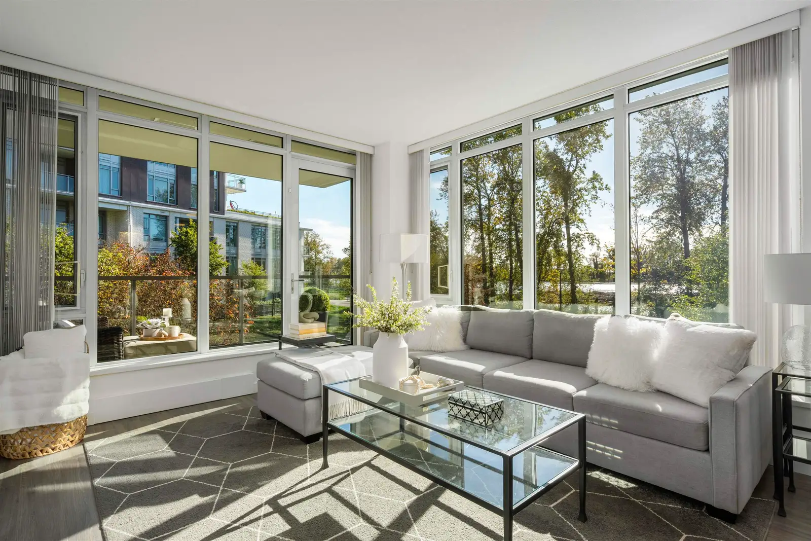 206 3168 RIVERWALK AVENUE, Vancouver BC V5S 0B8