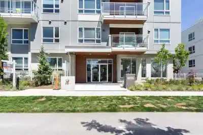 111 13963 105 BOULEVARD, Surrey BC V3T 0M9