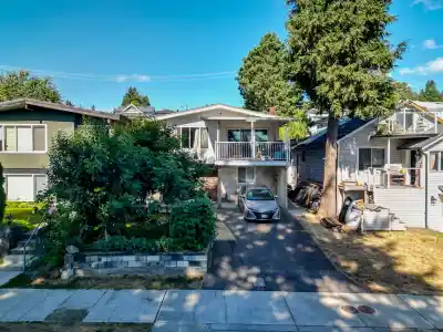 45 N STRATFORD AVENUE, Burnaby BC V5B 1L1