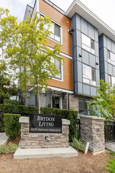 9 5476 BRYDON CRESCENT, Langley BC V3A 0N7