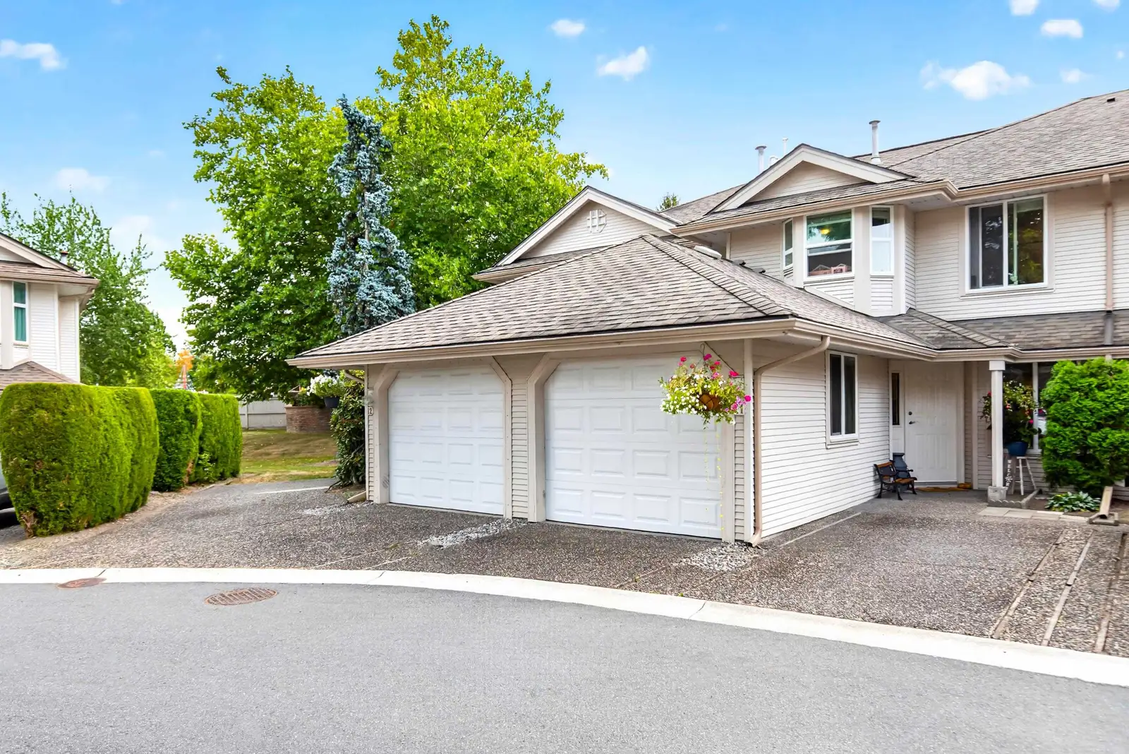11 9045 WALNUT GROVE DRIVE, Langley BC V1M 2E1