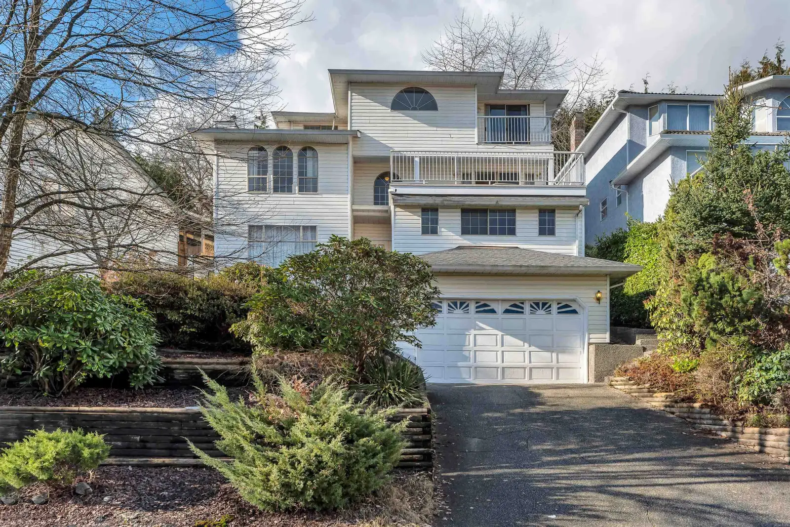 2225 KAPTEY AVENUE, Coquitlam BC V3K 6C7