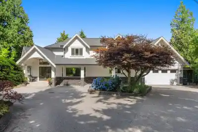 3330 140 STREET, Surrey BC V4P 2A8