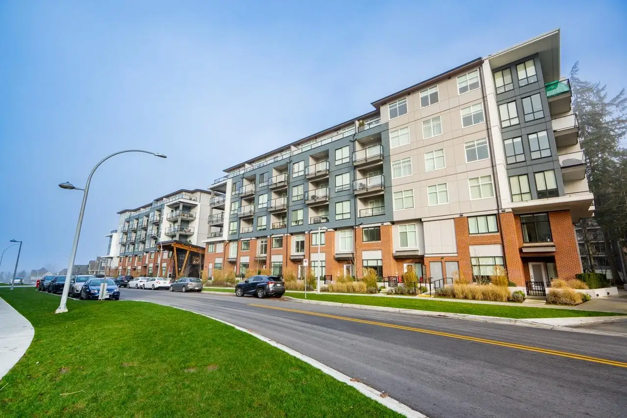 208 3528 146A STREET, Surrey BC V4P 0H4
