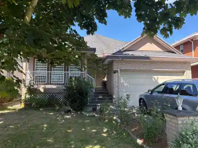 7719 147A STREET, Surrey BC V3S 8Z4