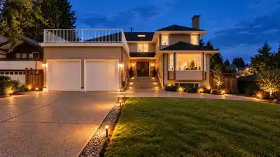 4673 HARKEN DRIVE, Burnaby BC V5G 2M8