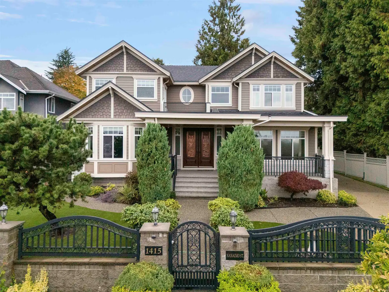 1415 NANAIMO STREET, New Westminster BC V3M 2G3
