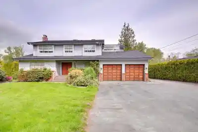 18851 74 AVENUE, Surrey BC V4N 6C3